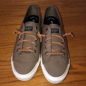 BRAND NEW sperry sneakers slip on brown size 9